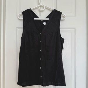 Old Navy Black Sleeveless V-Neck Button-Up Blouse – Size S